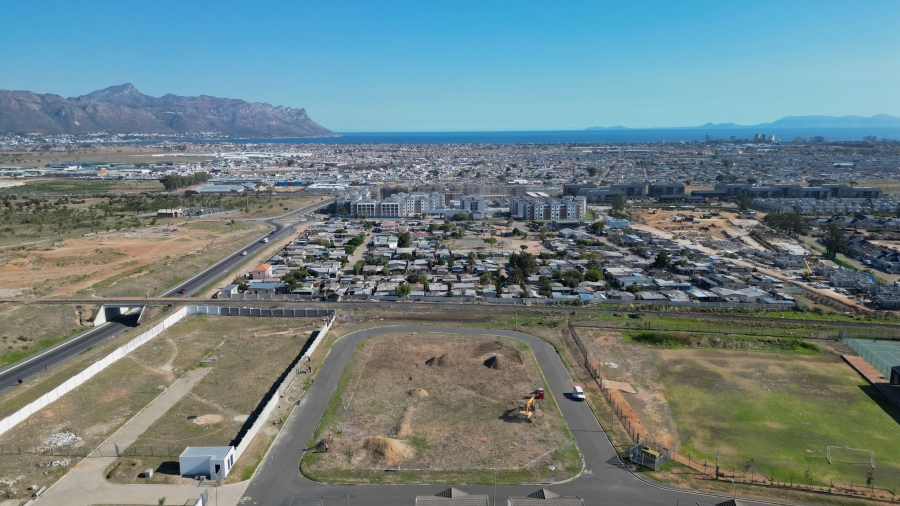 2 Bedroom Property for Sale in Fernwood Western Cape